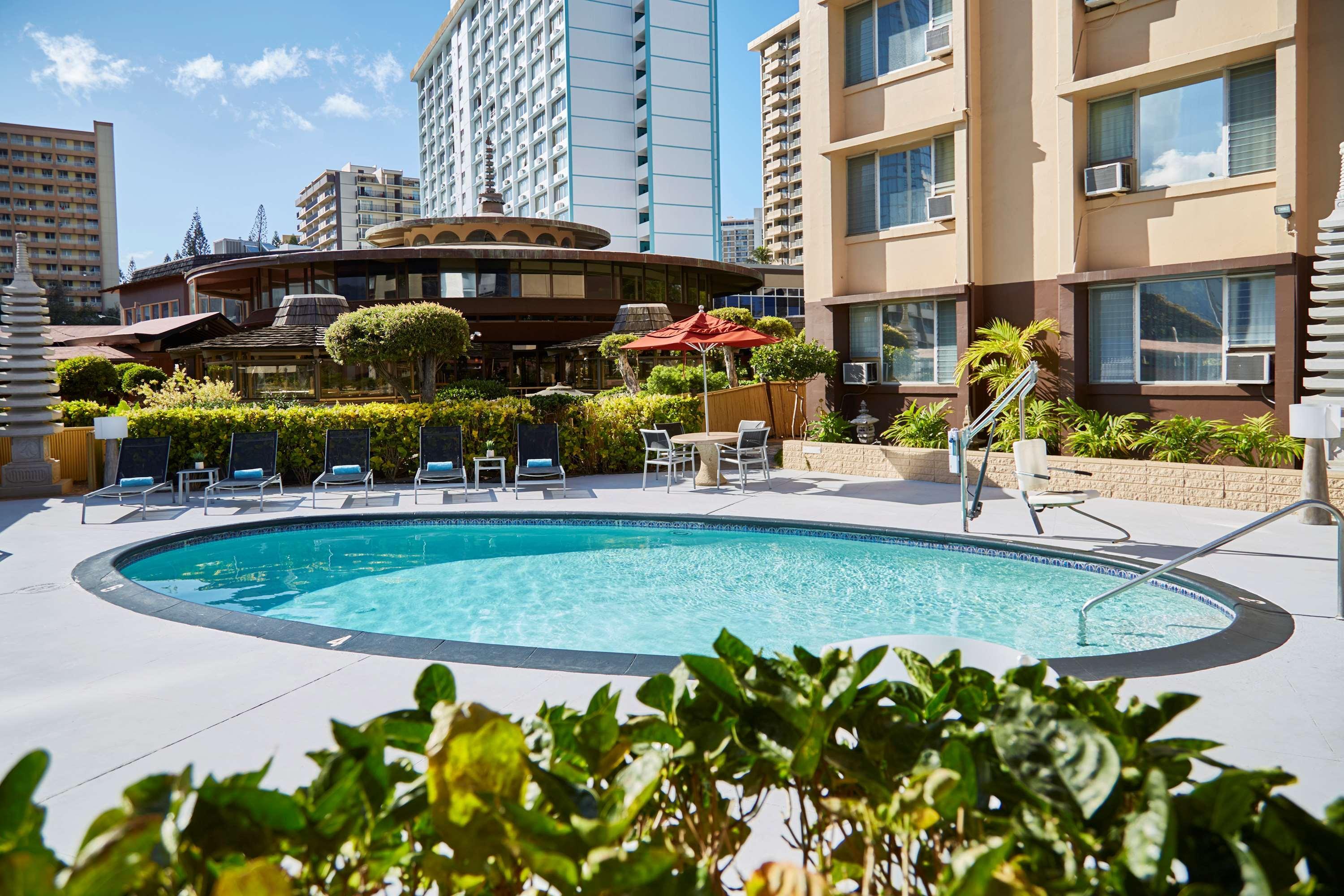 Pagoda Hotel Хонолулу Екстериор снимка