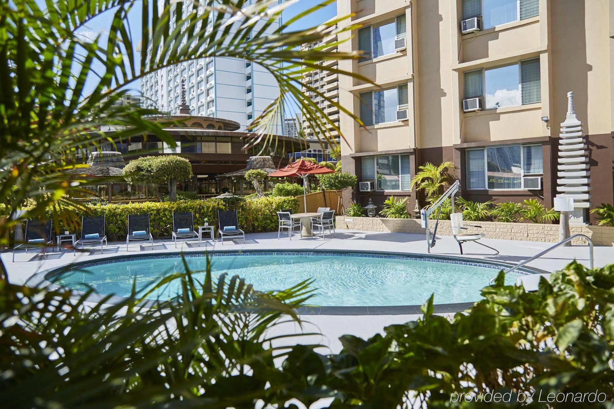 Pagoda Hotel Хонолулу Екстериор снимка