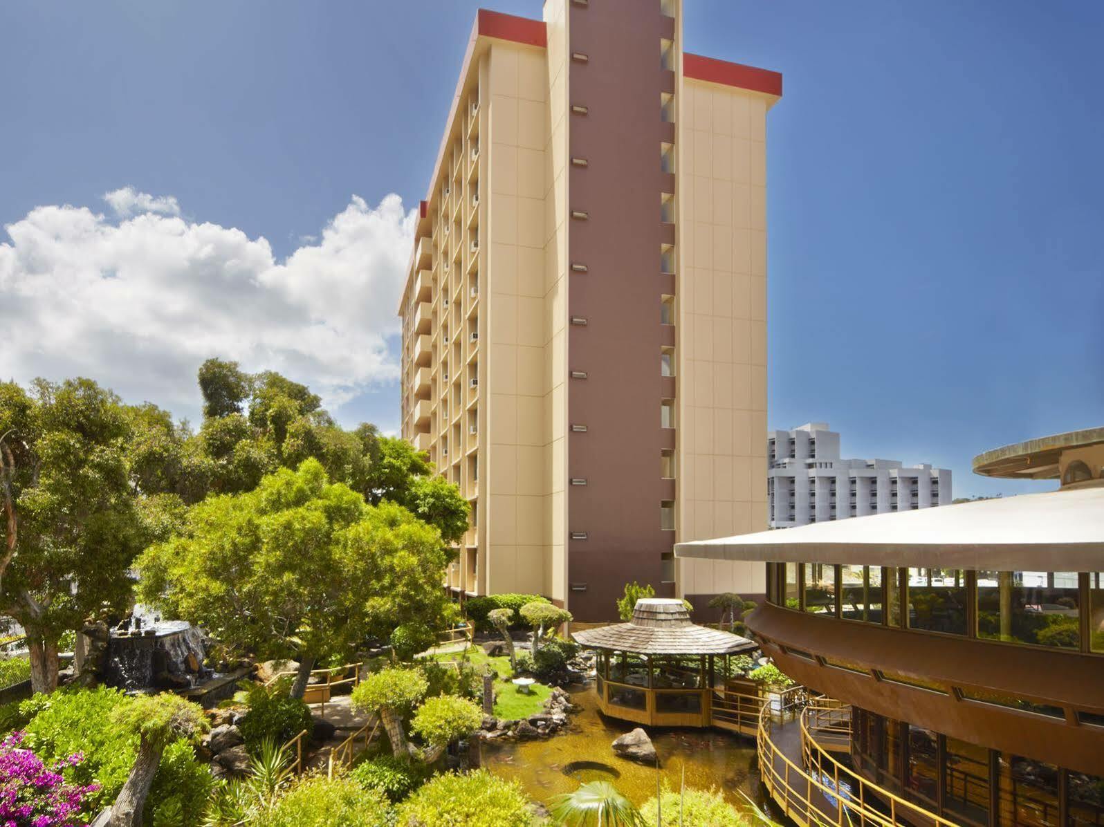 Pagoda Hotel Хонолулу Екстериор снимка